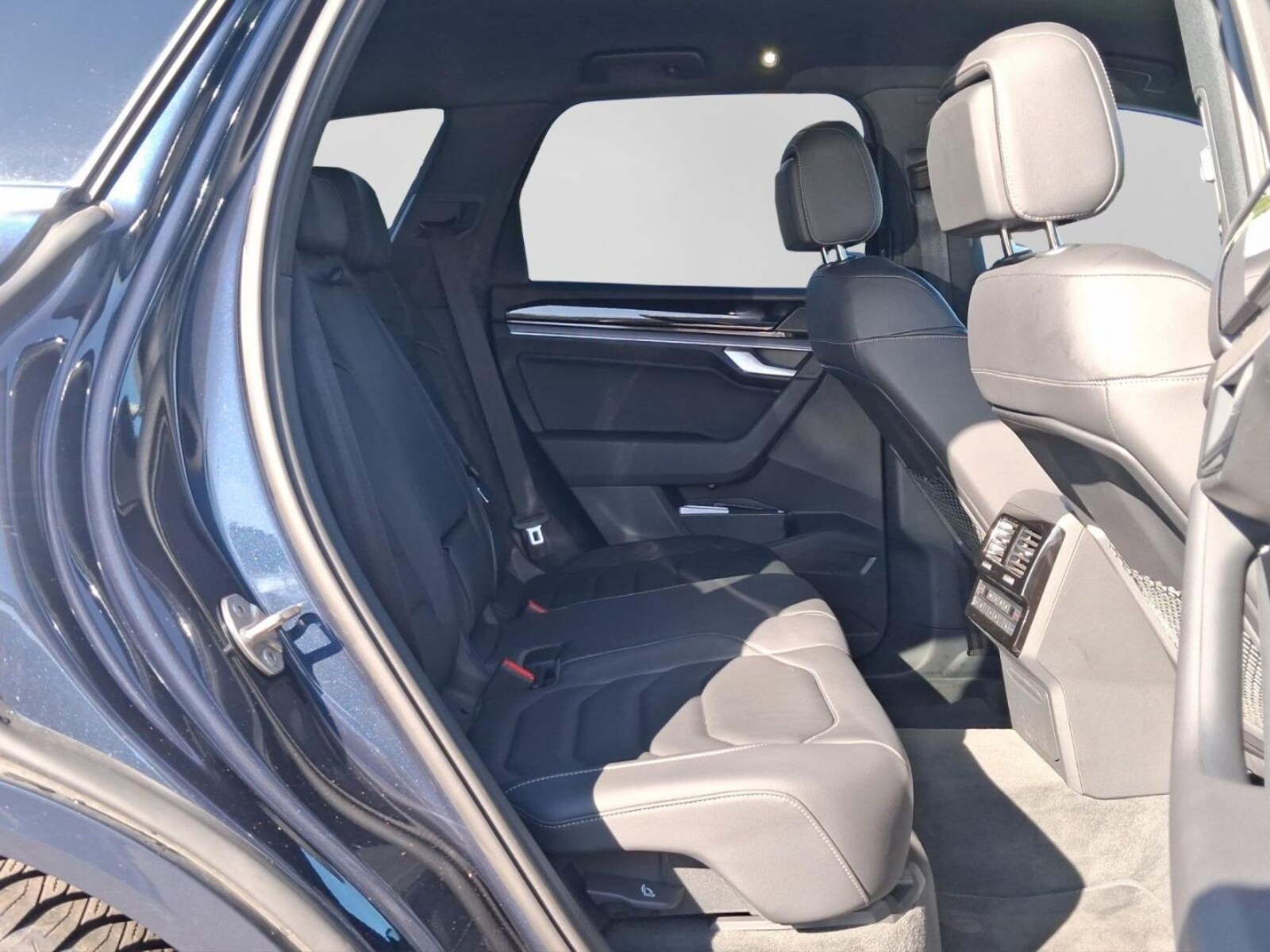 Volkswagen Touareg – Bild 5