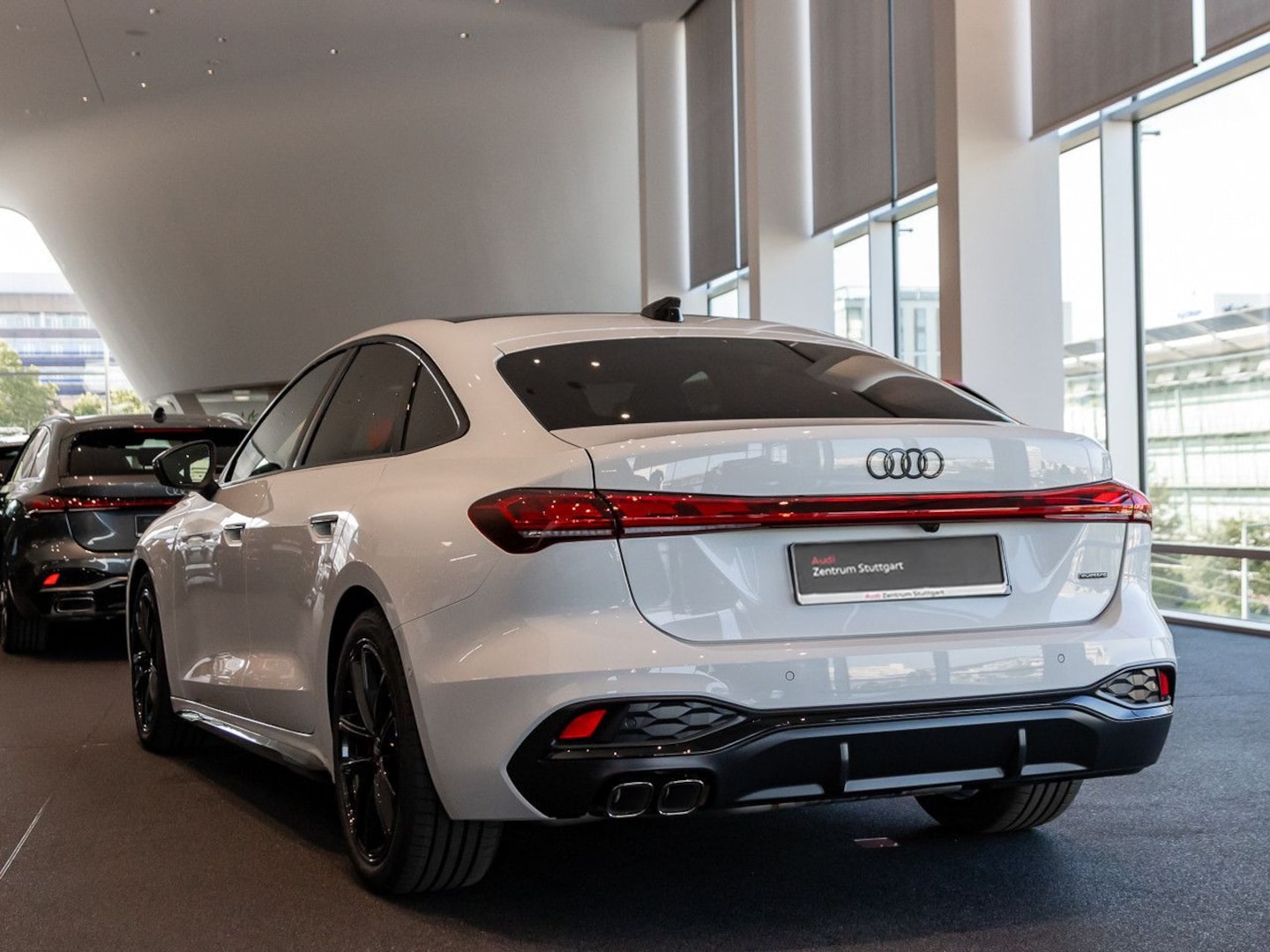 Bild über Audi A5 Limousine TDI quattro 150 kW S tronic - für weitere Informationen kontaktieren Sie den Audi Partner