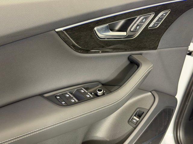 2025 Audi Q7 Premium Plus - Photo 14