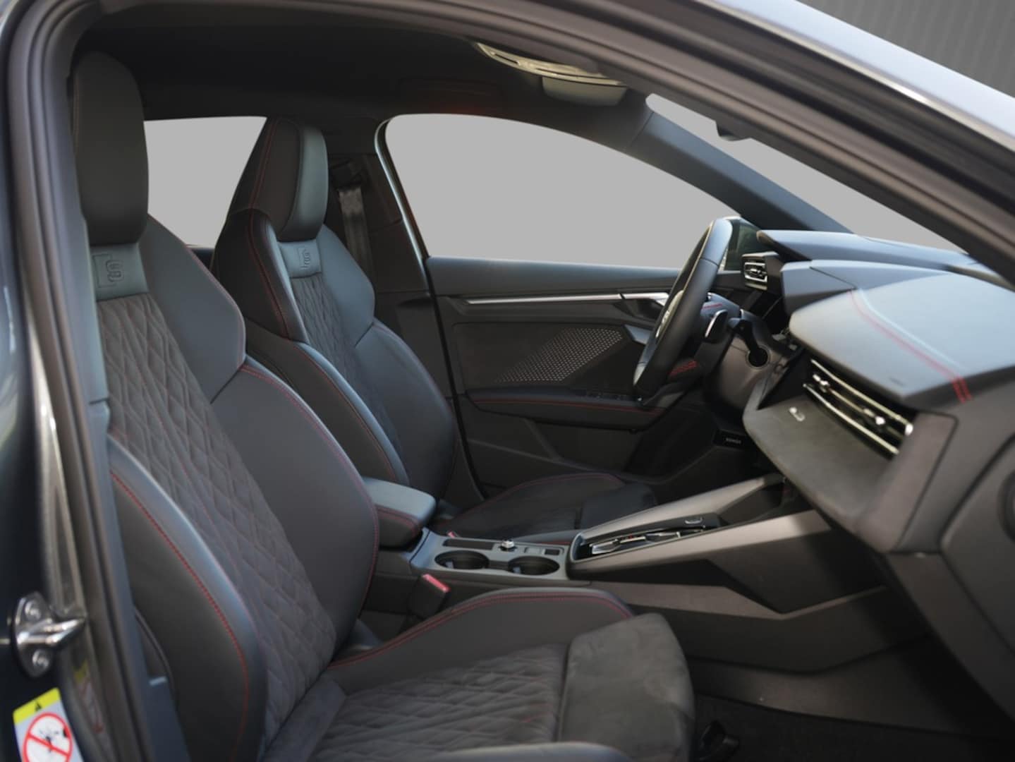 Bild über Audi A3 Sportback S line 35 TDI S tronic - für weitere Informationen kontaktieren Sie den Audi Partner