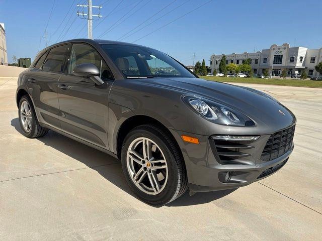 2017 Porsche Macan