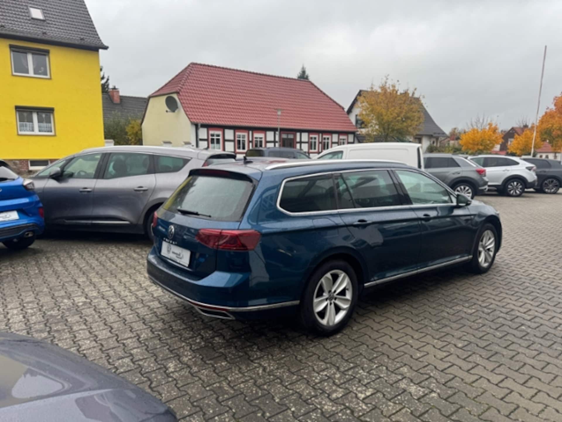 Volkswagen Passat Variant Elegance
