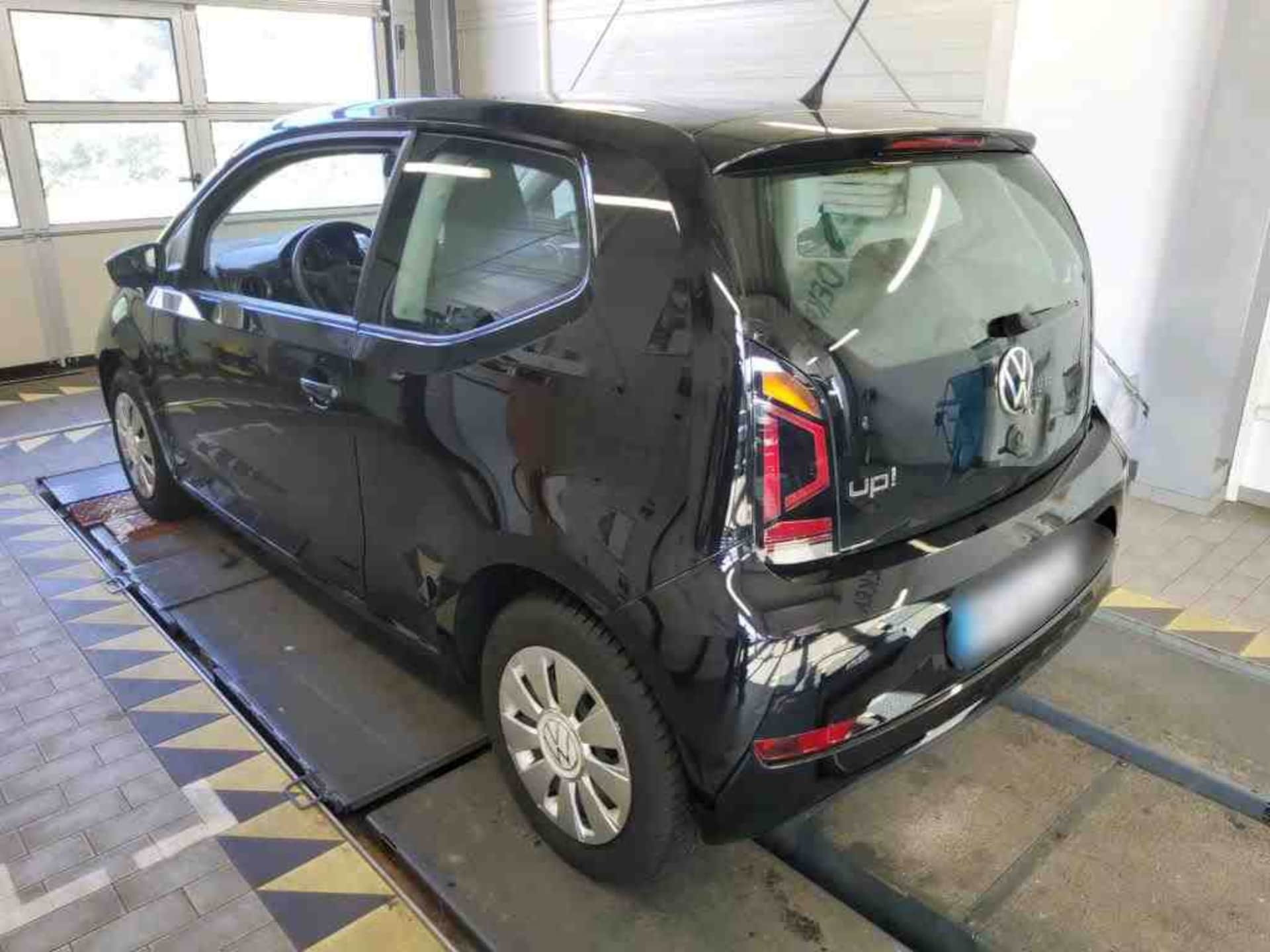 Volkswagen up!