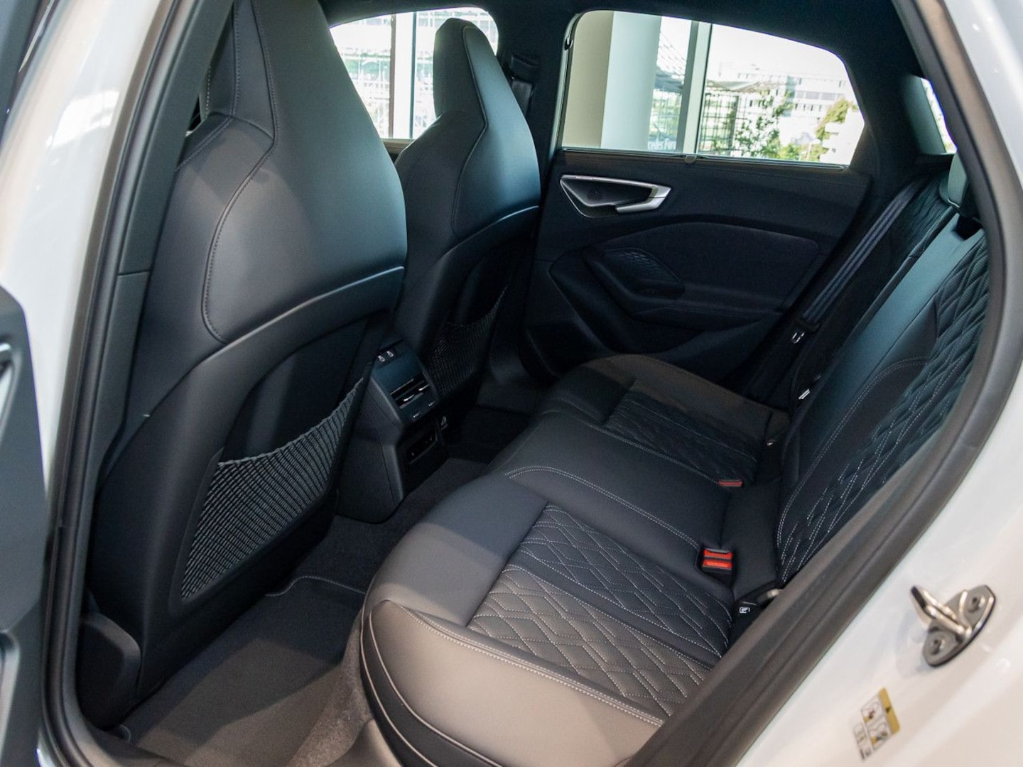 Bild über Audi A5 Limousine TDI quattro 150 kW S tronic - für weitere Informationen kontaktieren Sie den Audi Partner