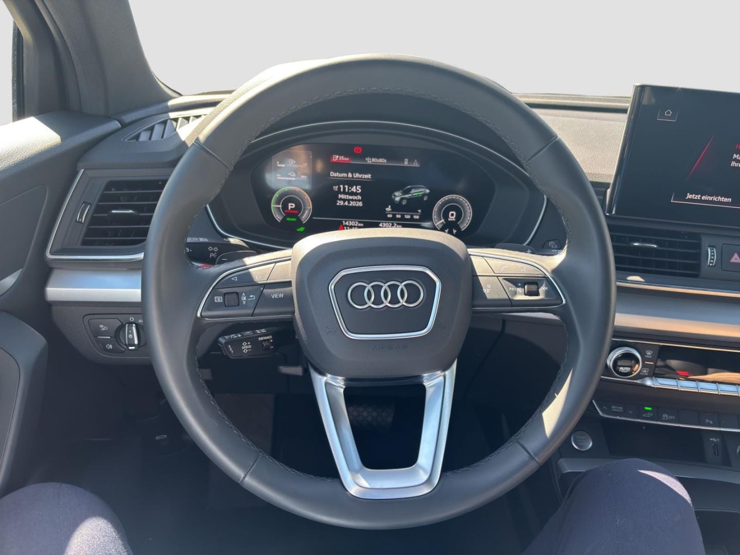 Bild über Audi Q5 Sportback TFSI e advanced 50 TFSI e quattro S tronic - für weitere Informationen kontaktieren Sie den Audi Partner