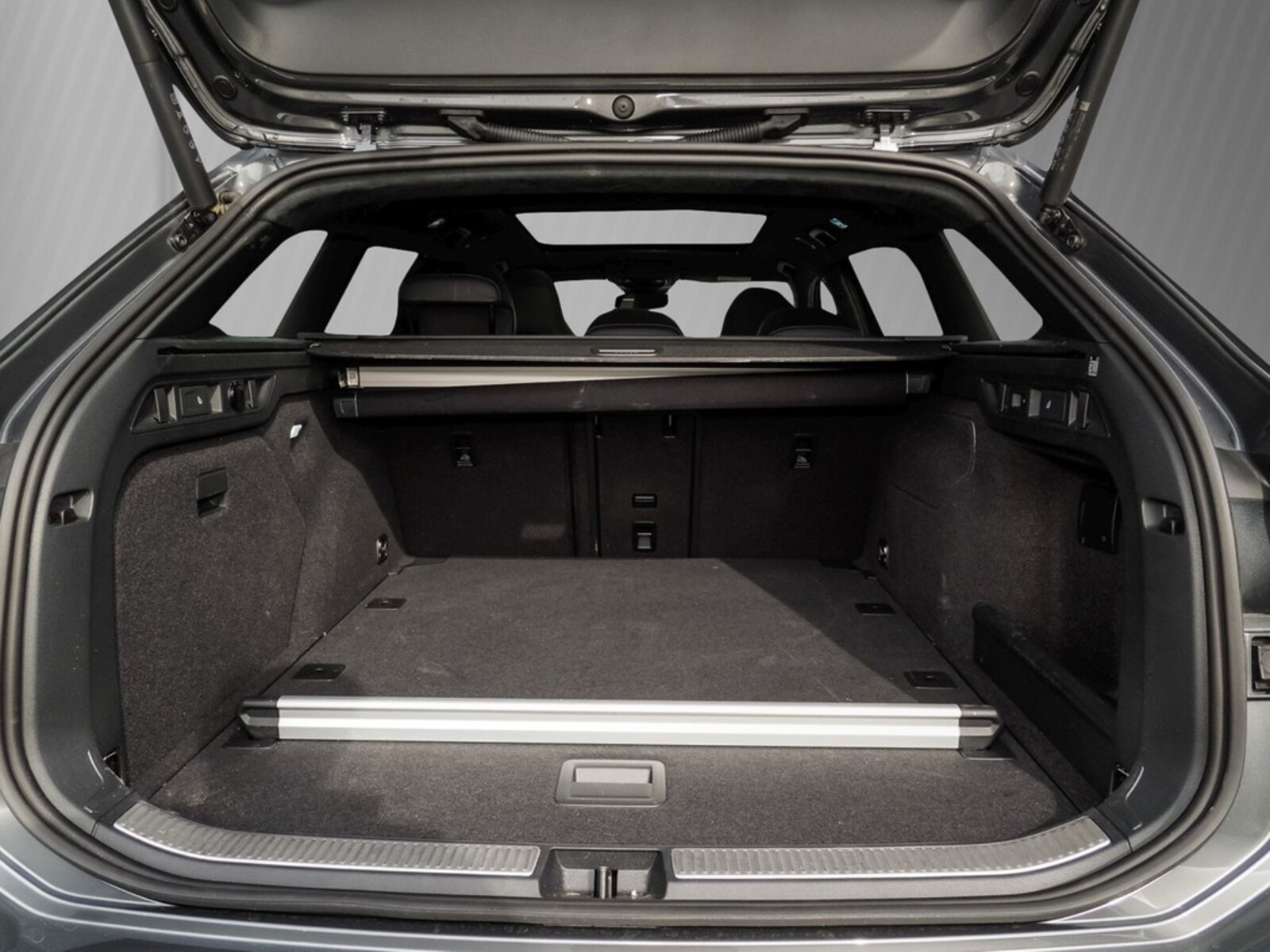 Volkswagen Passat – Bild 6