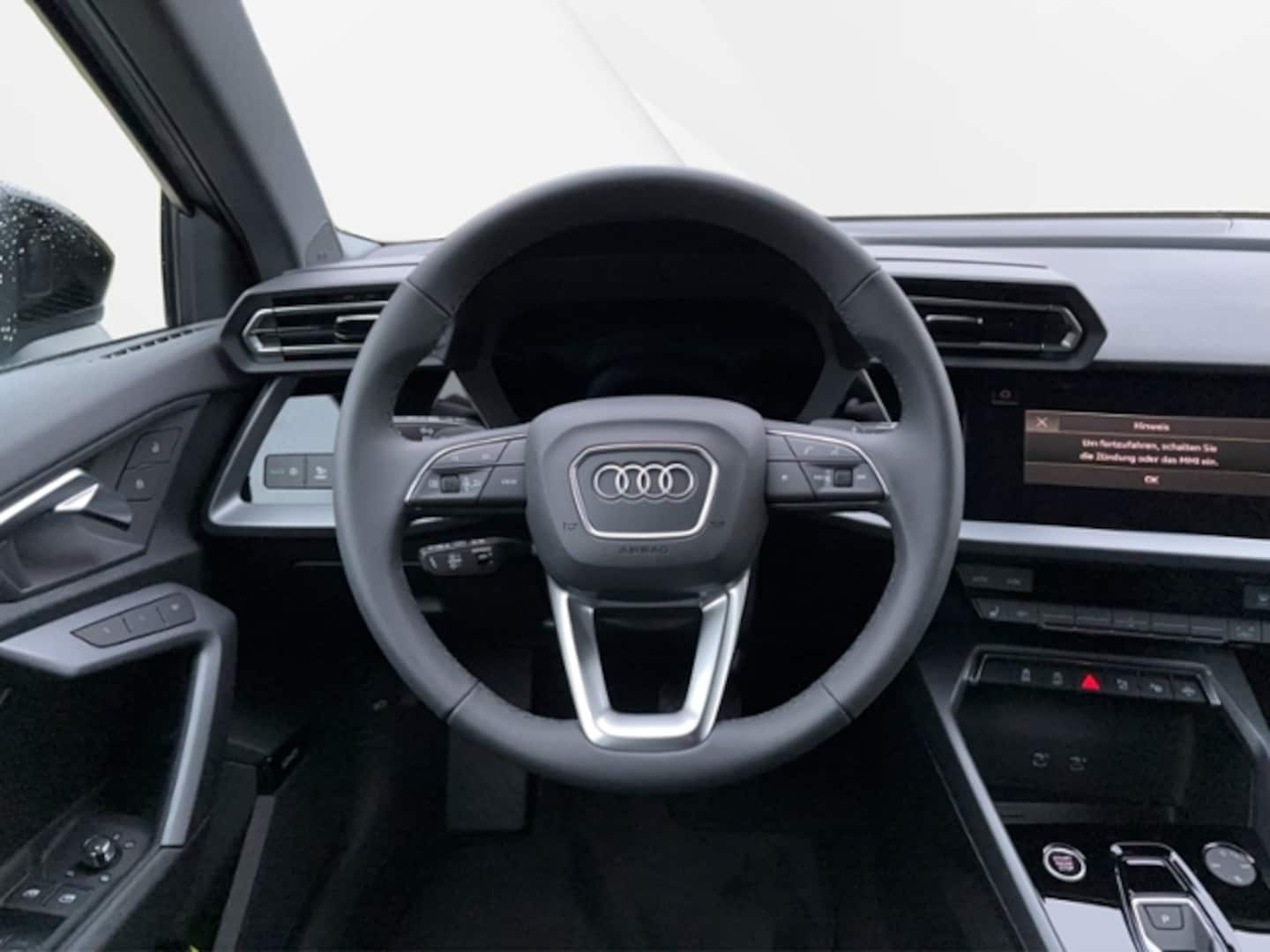Bild über Audi A3 allstreet 35 TDI S tronic - für weitere Informationen kontaktieren Sie den Audi Partner