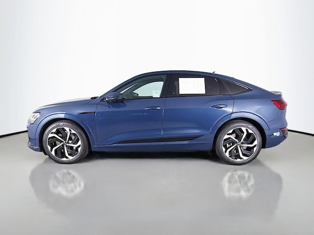 2024 Audi Q8 Sportback e-tron
