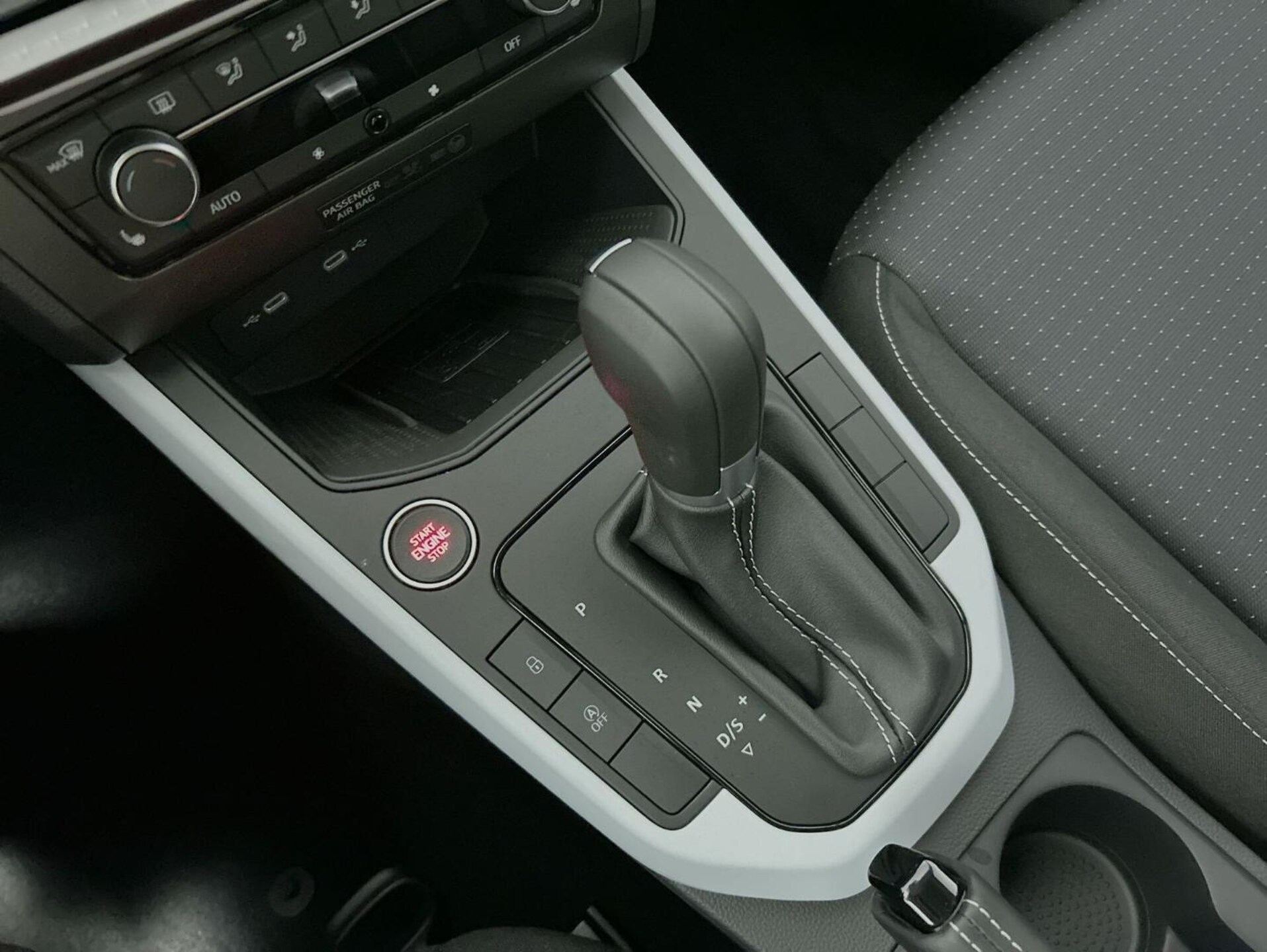 SEAT Arona Style