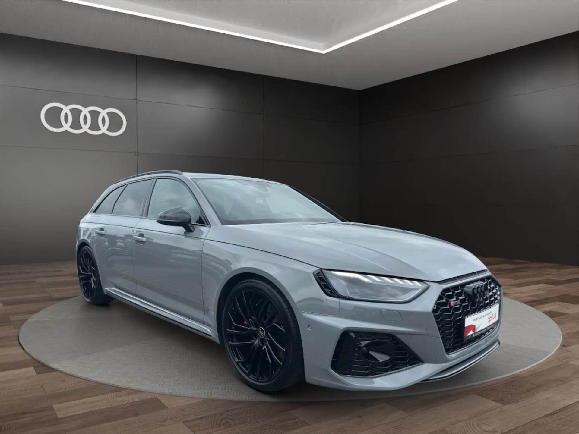 Audi RS 4 Avant