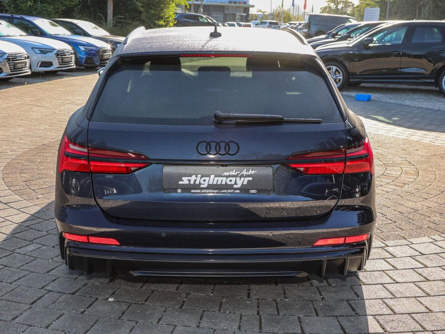 Bild über Audi S6 Avant TDI quattro tiptronic - für weitere Informationen kontaktieren Sie den Audi Partner