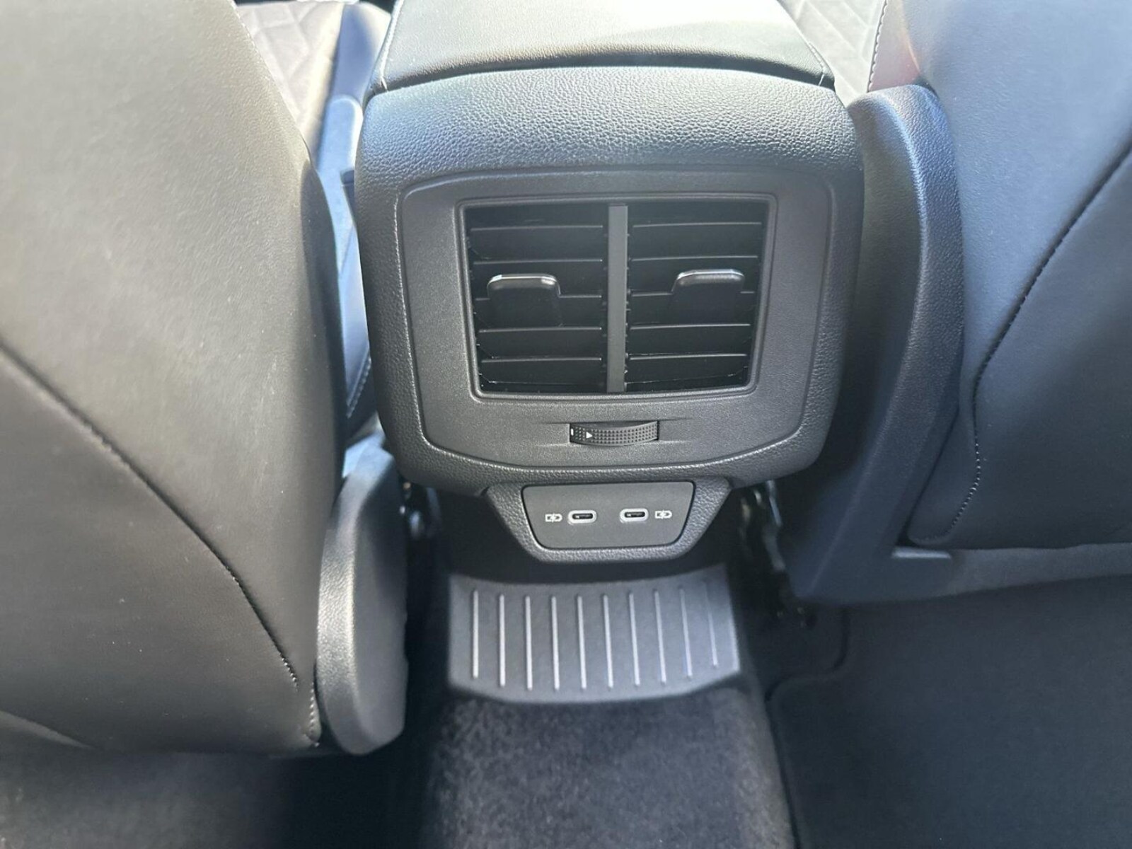 Volkswagen T-Roc – Bild 17