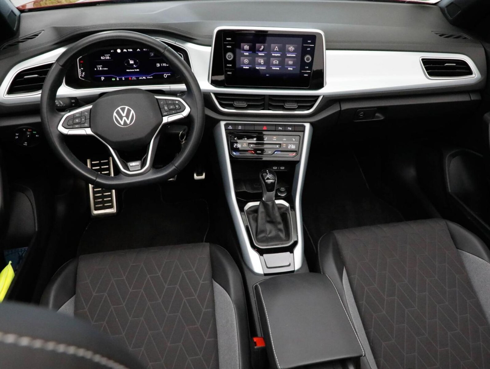 Volkswagen T-Roc Cabriolet – Bild 29
