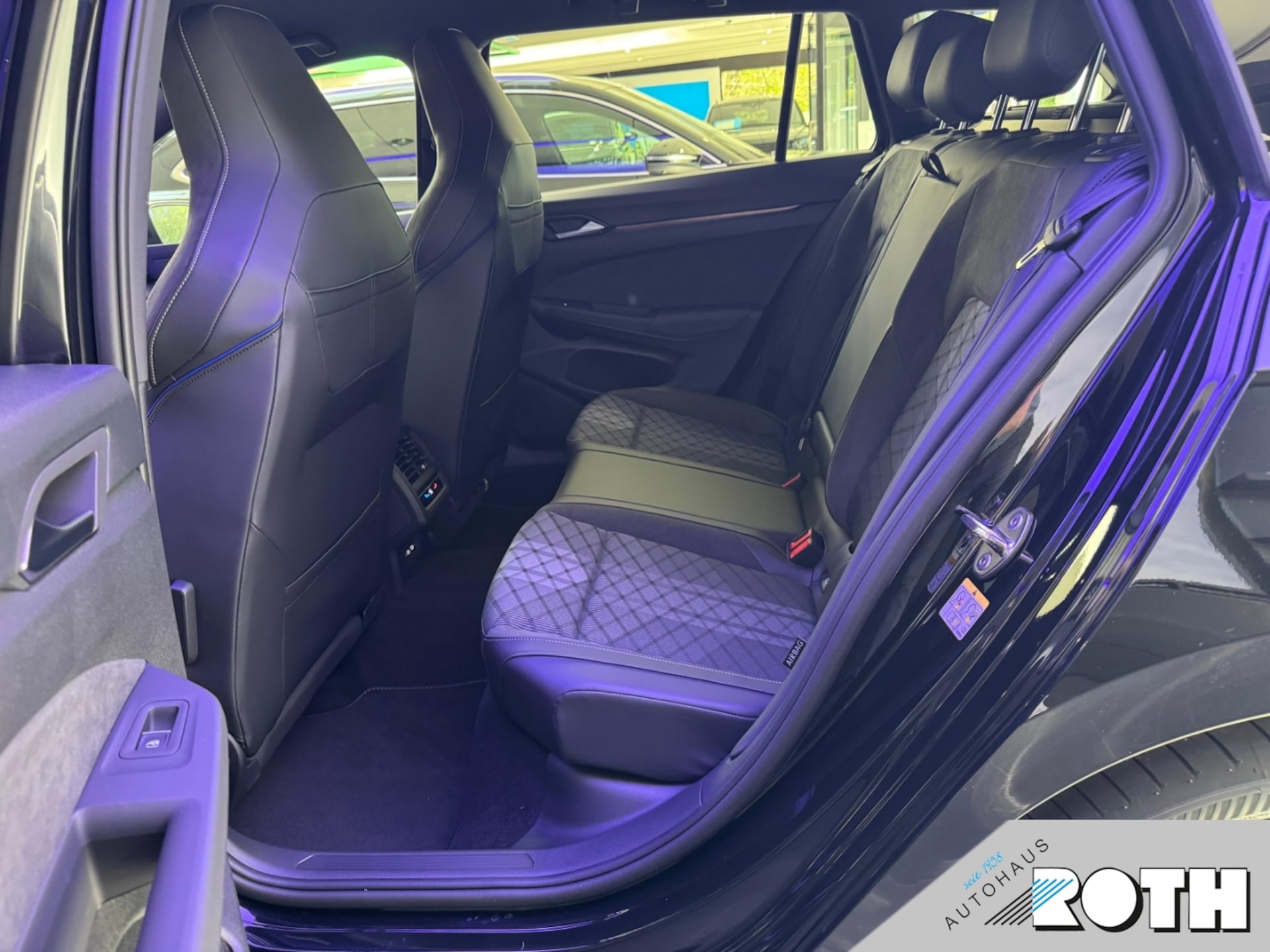 Volkswagen Golf Variant R-Line