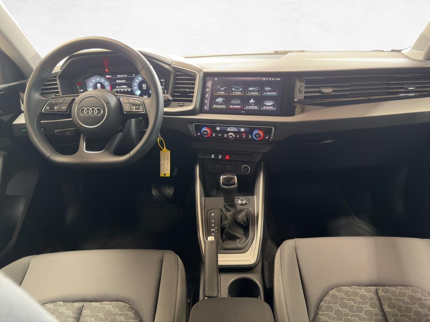 Bild über Audi A1 Sportback advanced 30 TFSI S tronic - für weitere Informationen kontaktieren Sie den Audi Partner