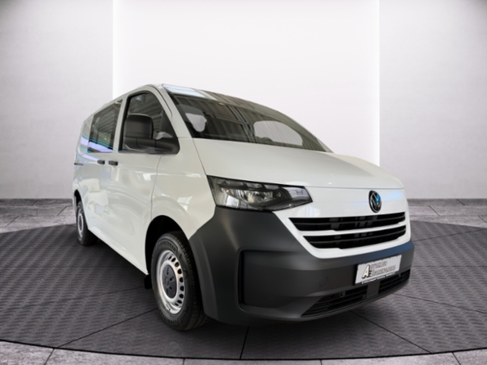 Volkswagen Transporter Kasten kurzer Radstand – Bild 3