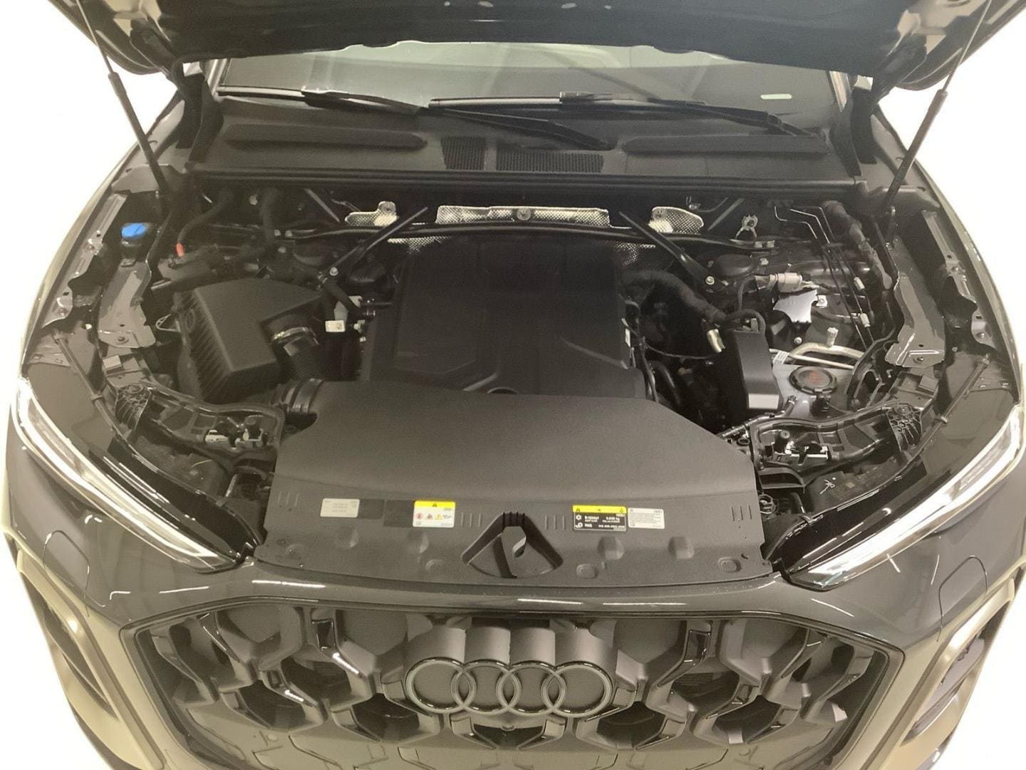 Bild über Audi Q5 Sportback TFSI quattro 150 kW S tronic - für weitere Informationen kontaktieren Sie den Audi Partner