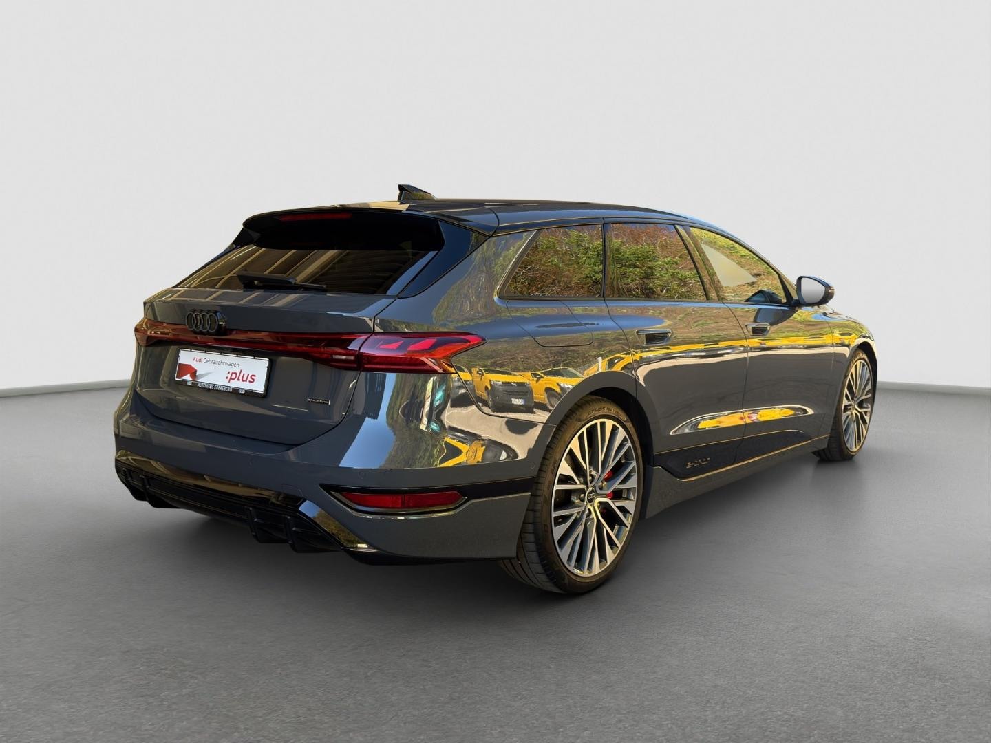 Bild über Audi A6 Avant e-tron e-tron quattro - für weitere Informationen kontaktieren Sie den Audi Partner