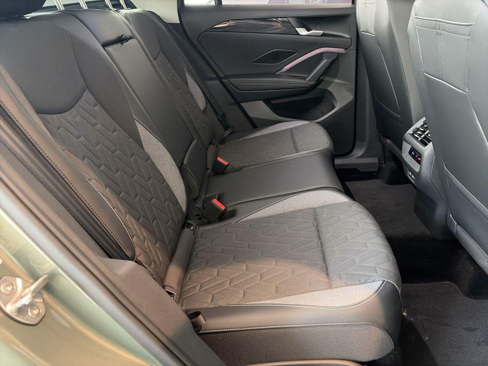 Volkswagen Tiguan – Bild 9