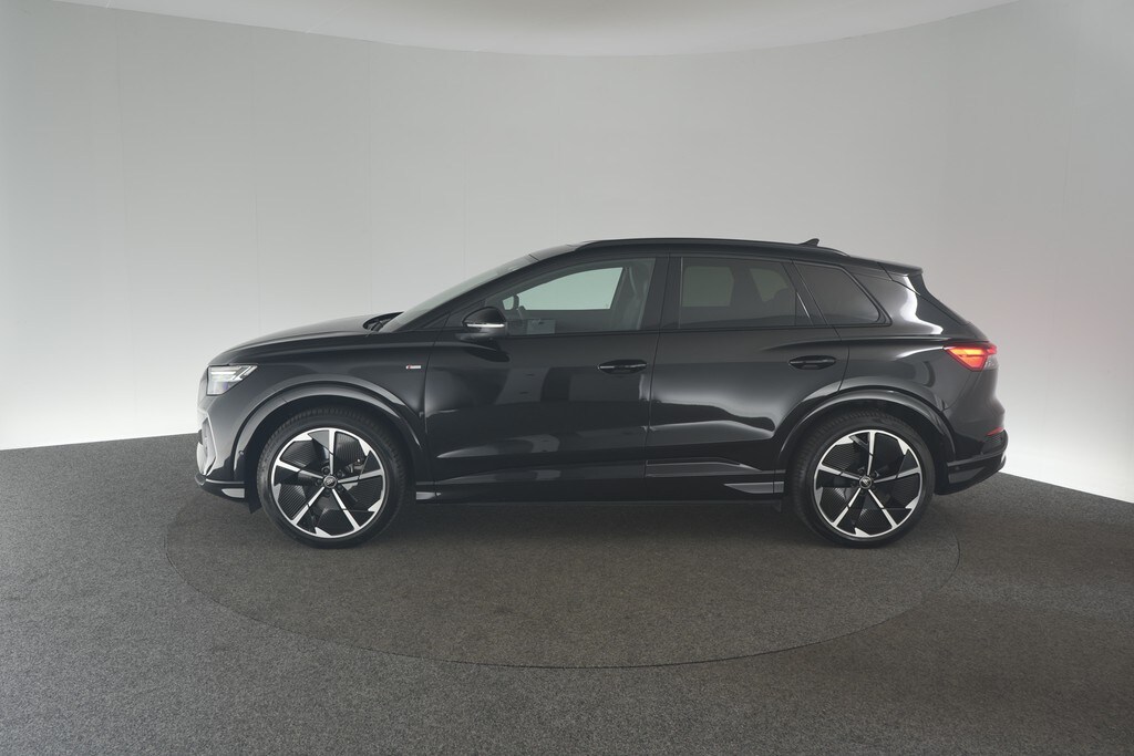 Image about Audi Q4 e-tron 55 e-tron quattro