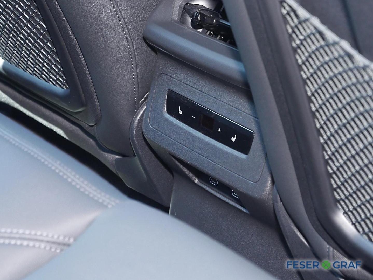 Image about Audi Q6 SUV e-tron 55 e-tron quattro 285 kW