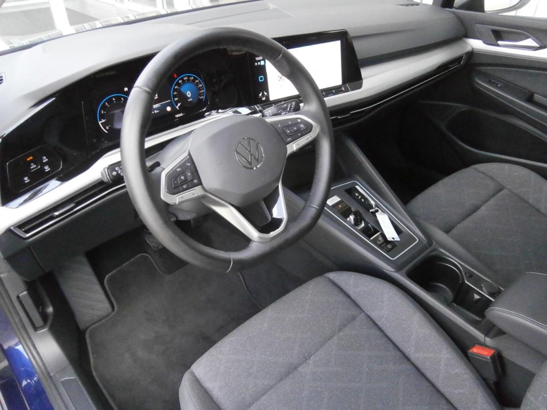 Volkswagen Golf Variant Life