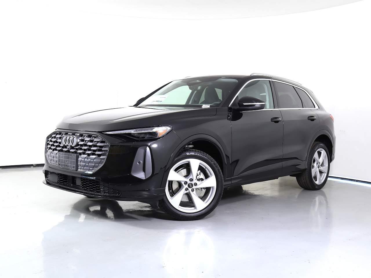 2025 Audi Q5 40 Premium Plus's photo