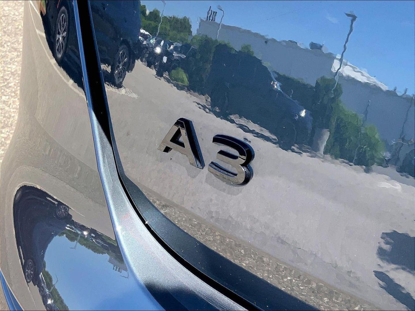 2025 Audi A3 Premium - Photo 7
