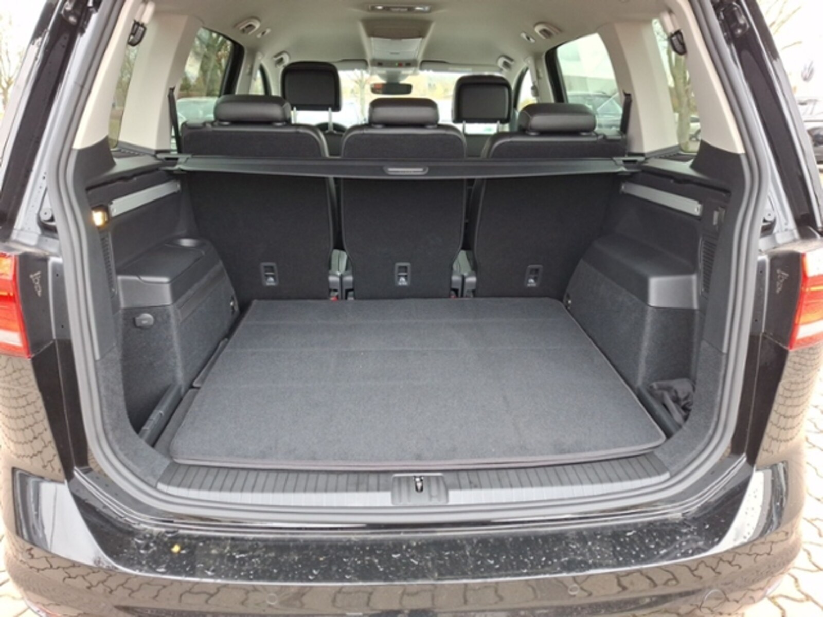 Volkswagen Touran – Bild 8