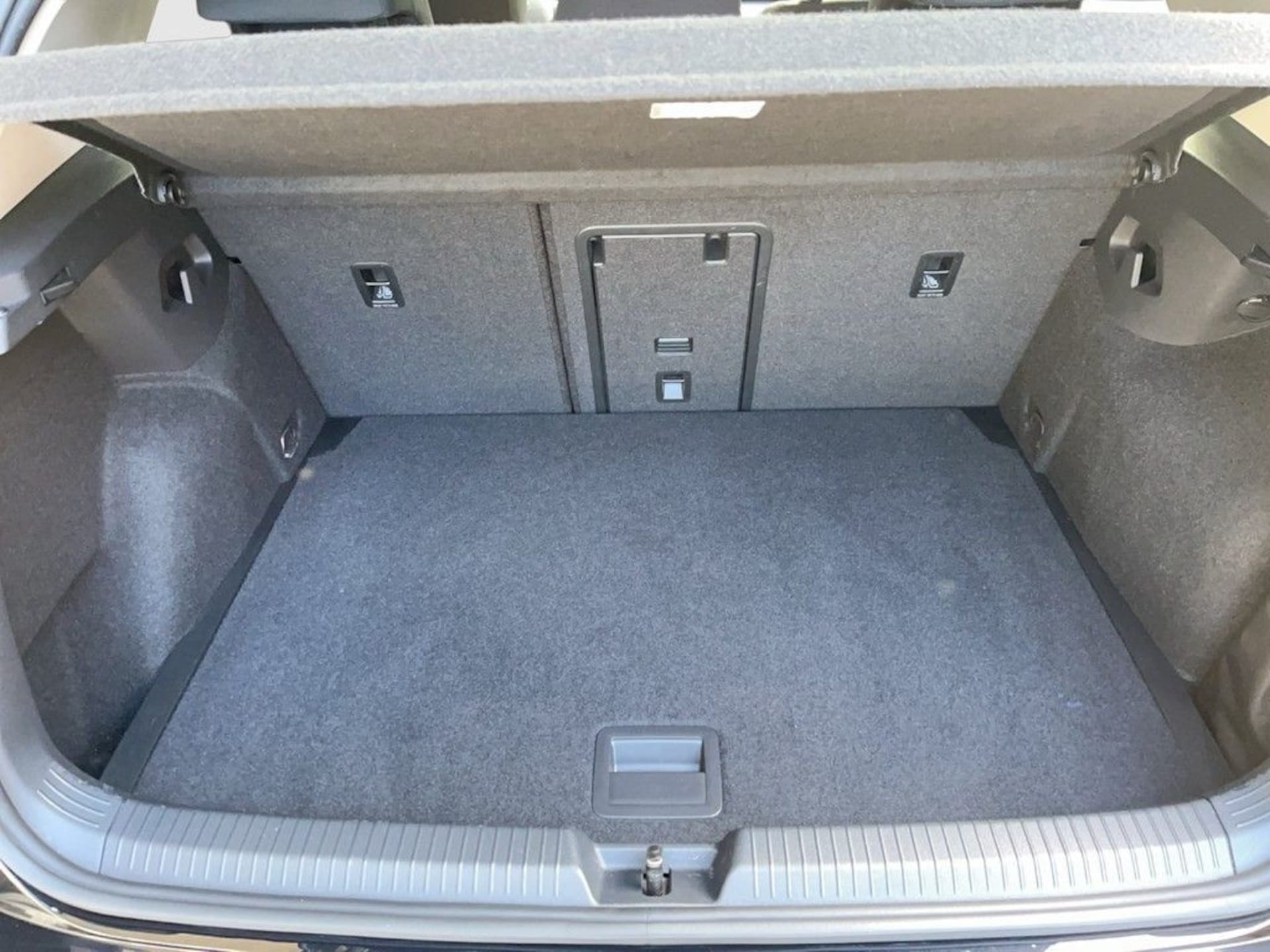 Volkswagen Golf Active