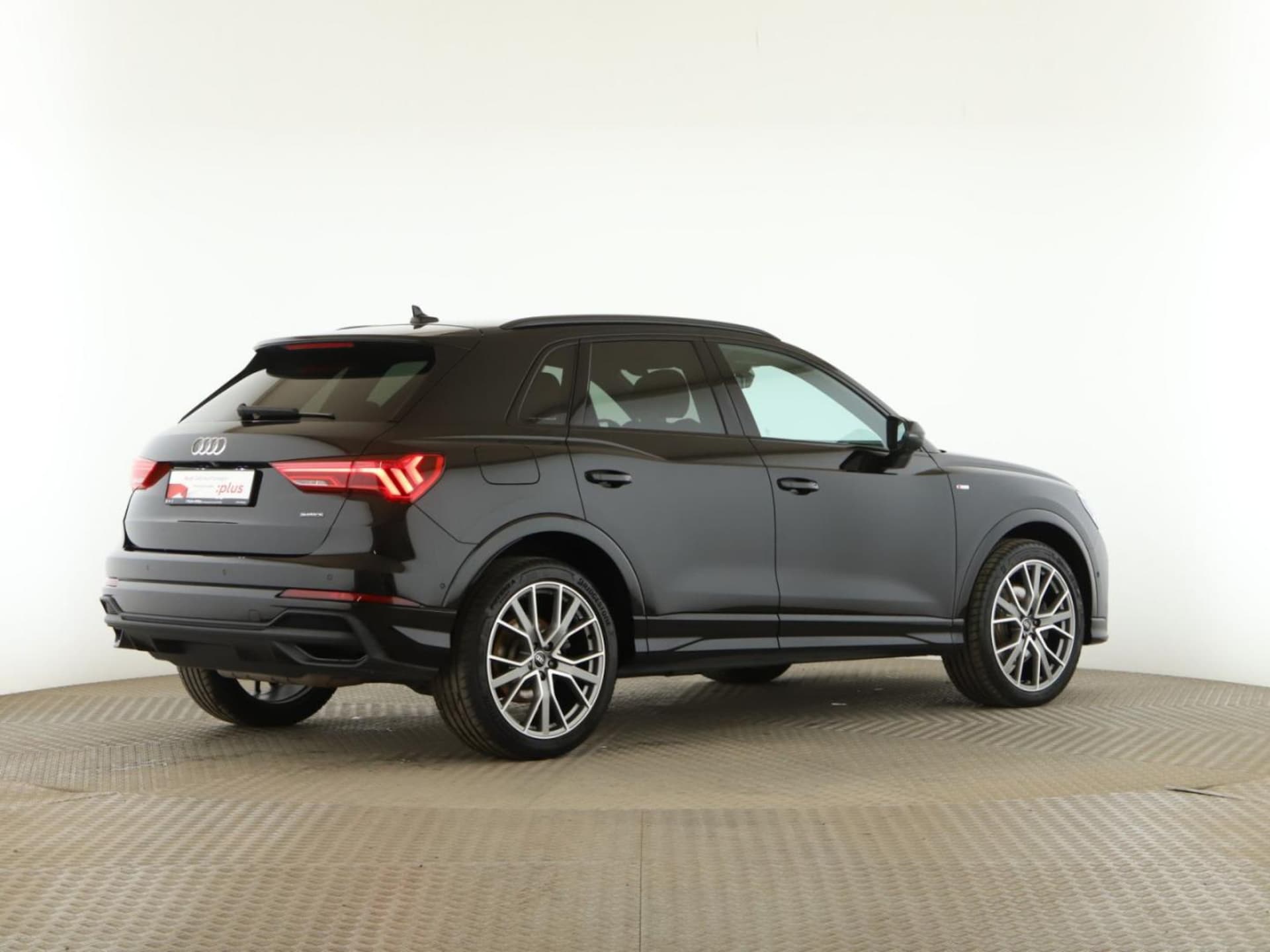 Audi Q3 SUV S line