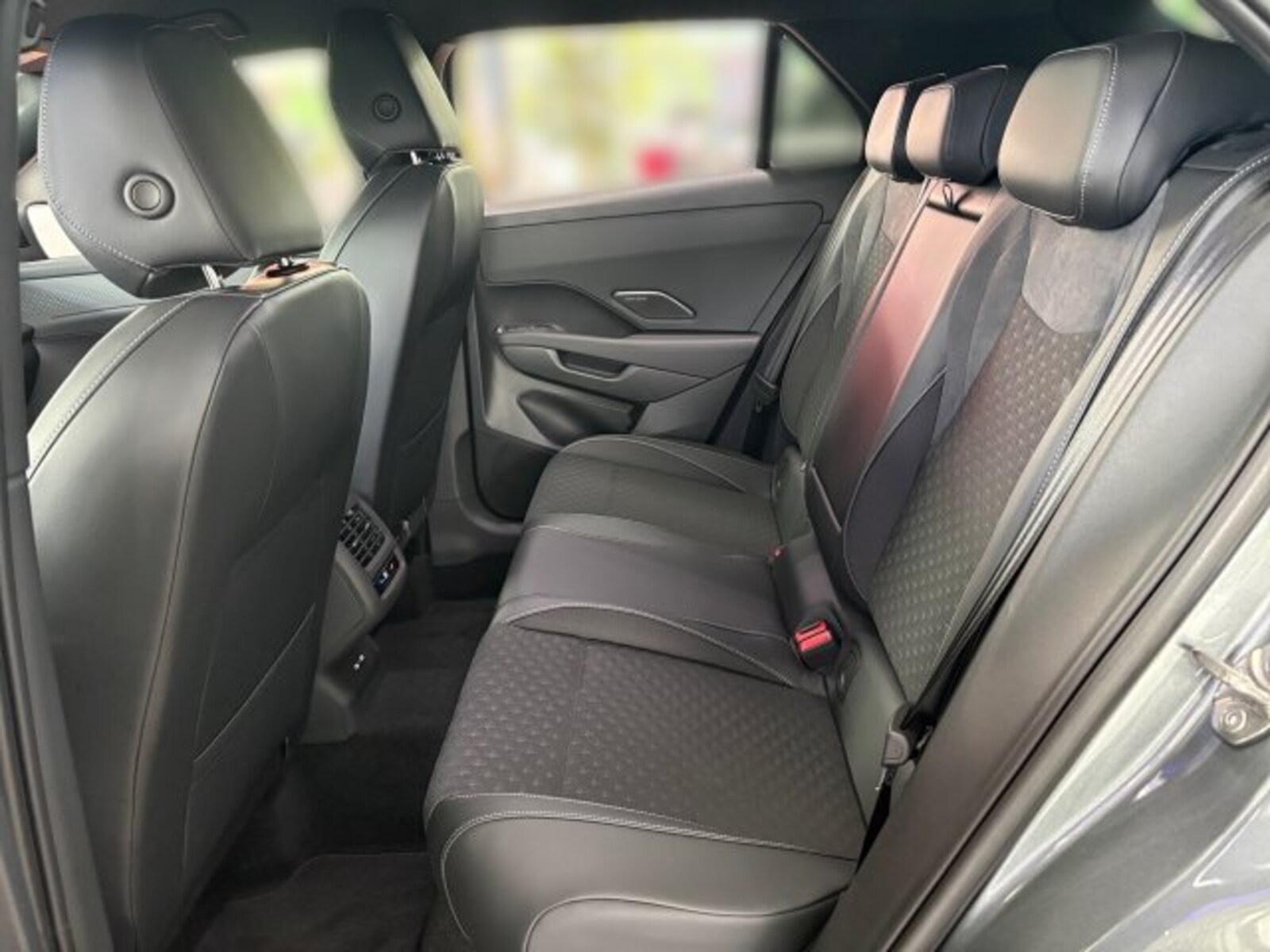 Volkswagen T-Roc – Bild 11