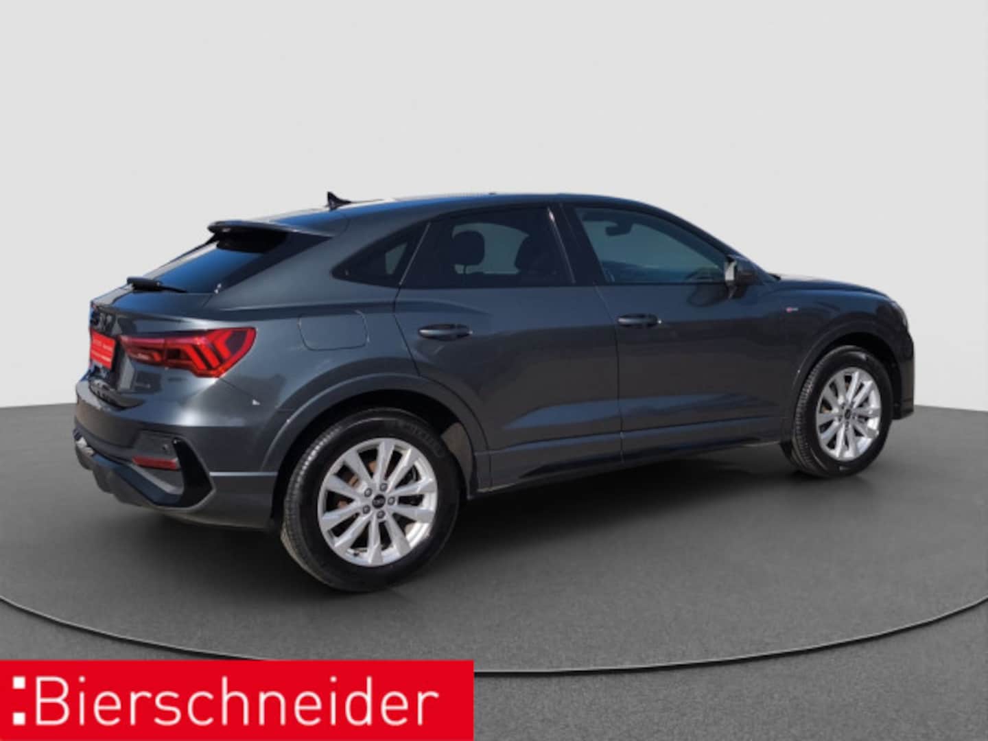 Bild über Audi Q3 Sportback S line 45 TFSI quattro S tronic - für weitere Informationen kontaktieren Sie den Audi Partner