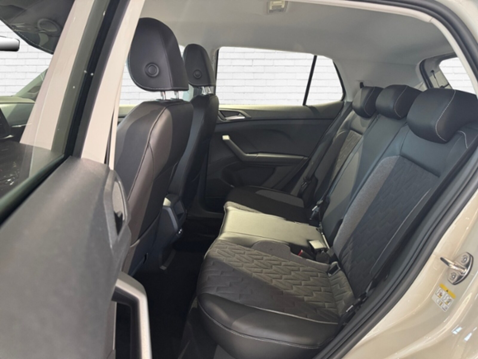 Volkswagen T-Cross – Bild 10