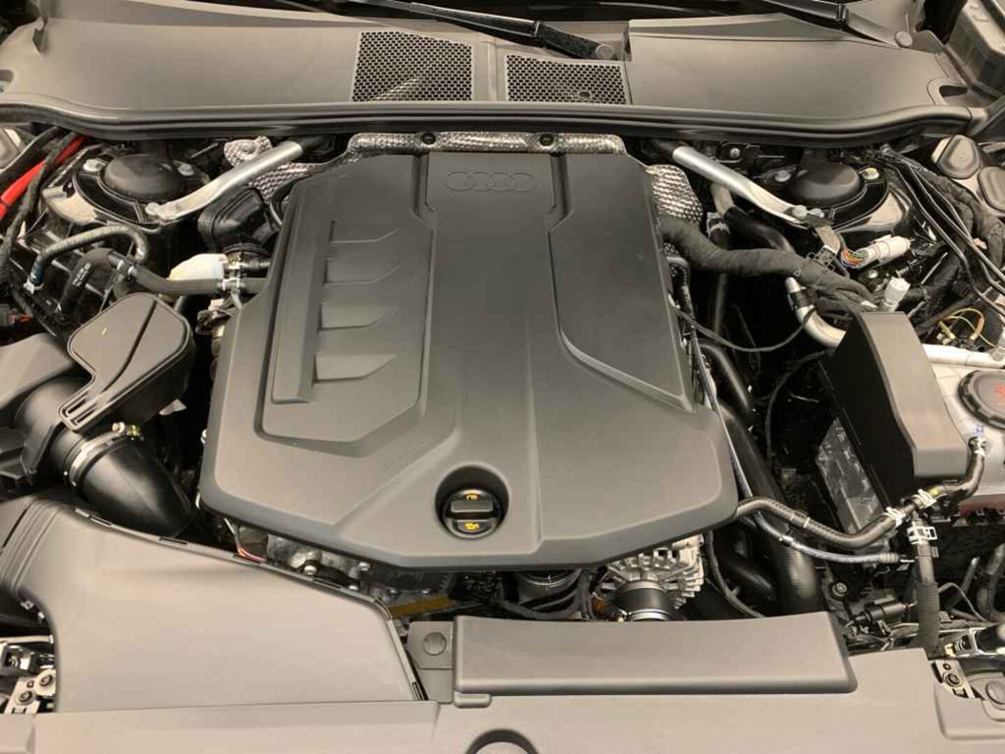 Bild über Audi A5 Limousine TFSI quattro 150 kW S tronic - für weitere Informationen kontaktieren Sie den Audi Partner