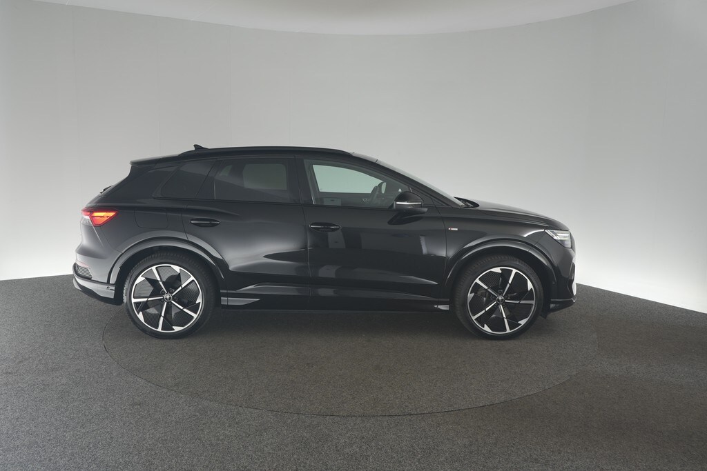 Image about Audi Q4 e-tron 55 e-tron quattro