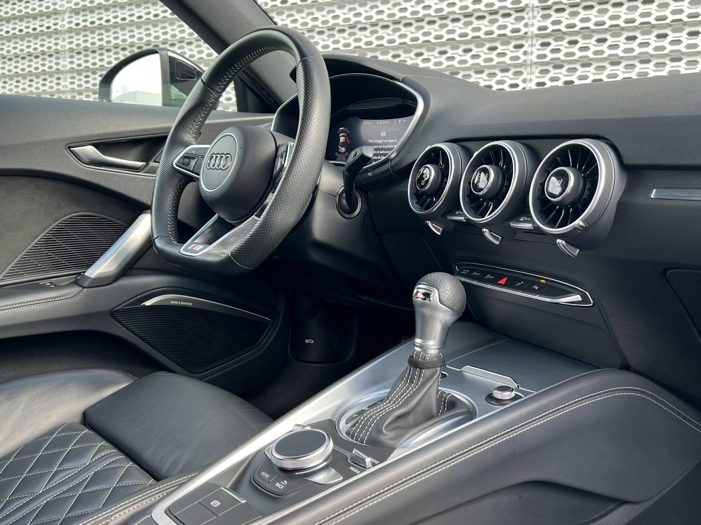 Image about Audi TT Coupé S line 40 TFSI 145 kW (197 ch) S tronic