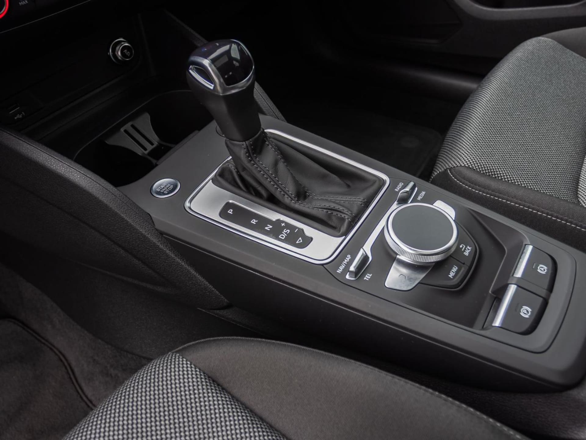 Audi Q2 S line