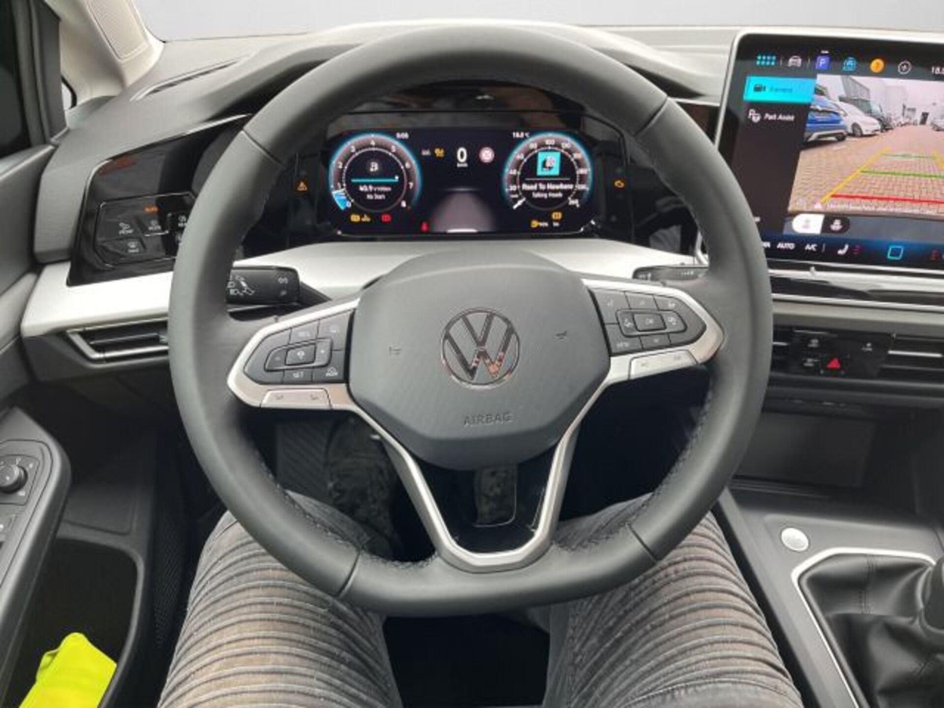 Volkswagen Golf Life
