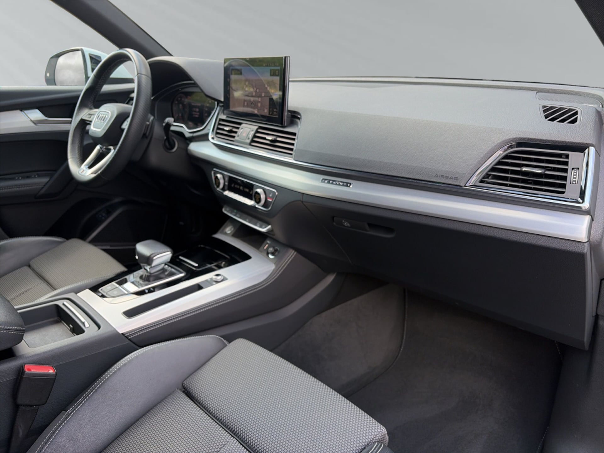 Audi Q5 TFSI e advanced