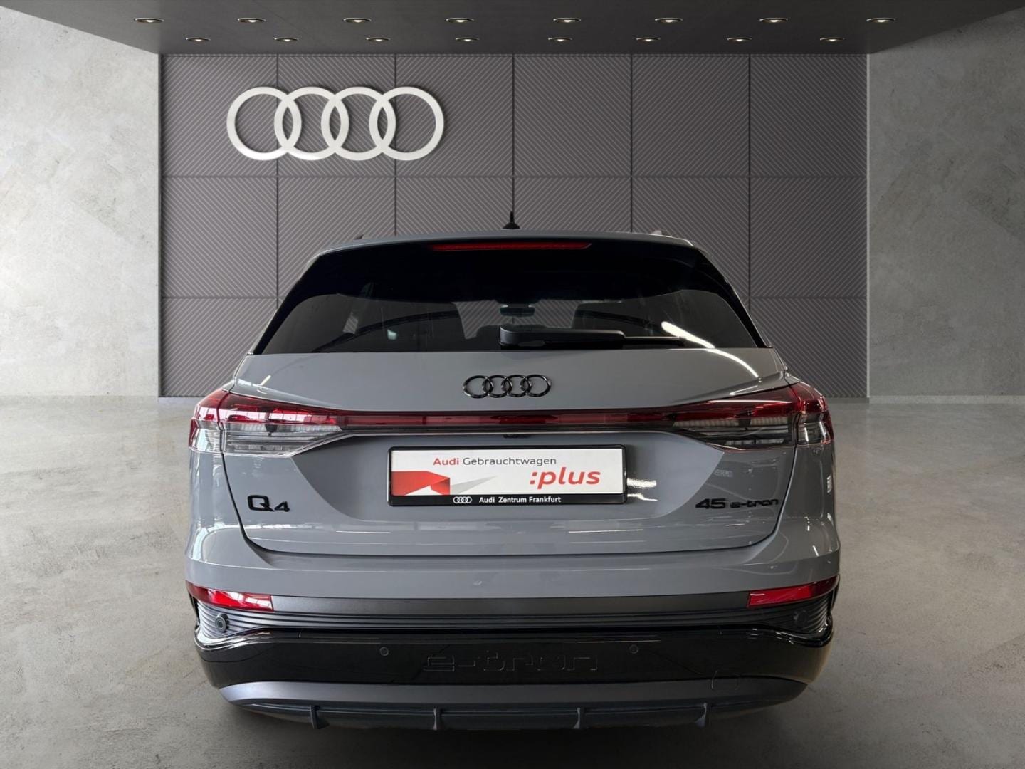 Bild über Audi Q4 e-tron 45 e-tron - für weitere Informationen kontaktieren Sie den Audi Partner