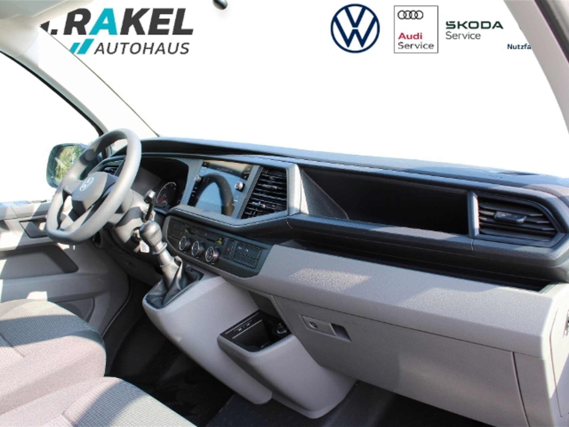 Volkswagen T6.1 Transporter Kasten langer Radstand