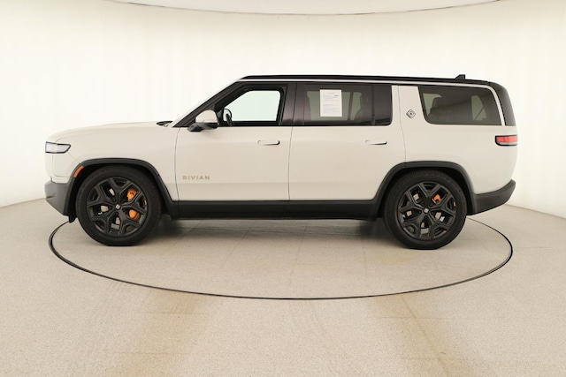 2024 Rivian R1S