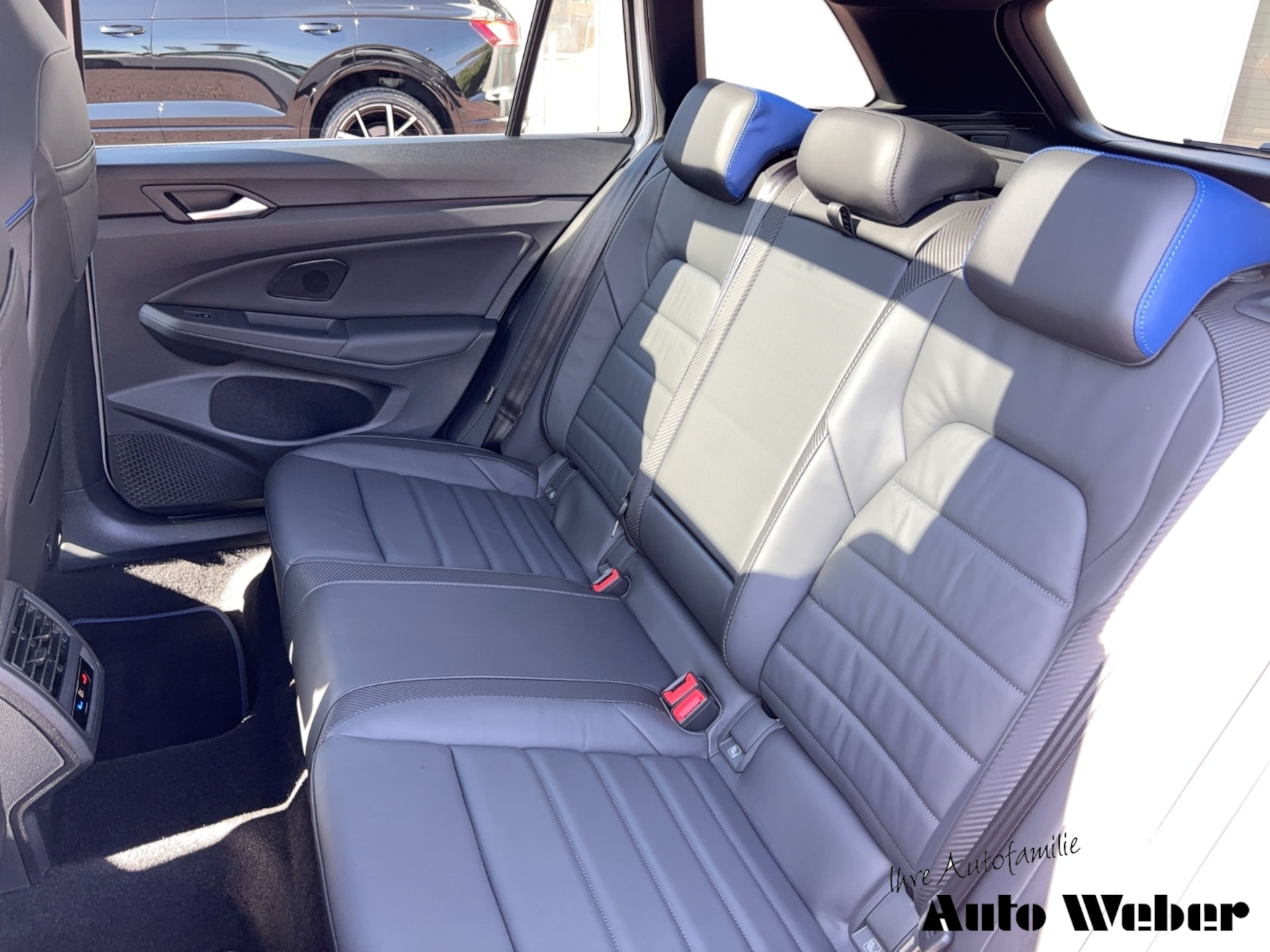 Volkswagen Golf Variant R