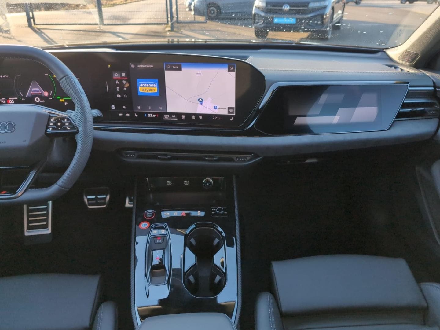 Bild über Audi A5 Avant e-hybrid e-hybrid quattro 270 kW S tronic - für weitere Informationen kontaktieren Sie den Audi Partner