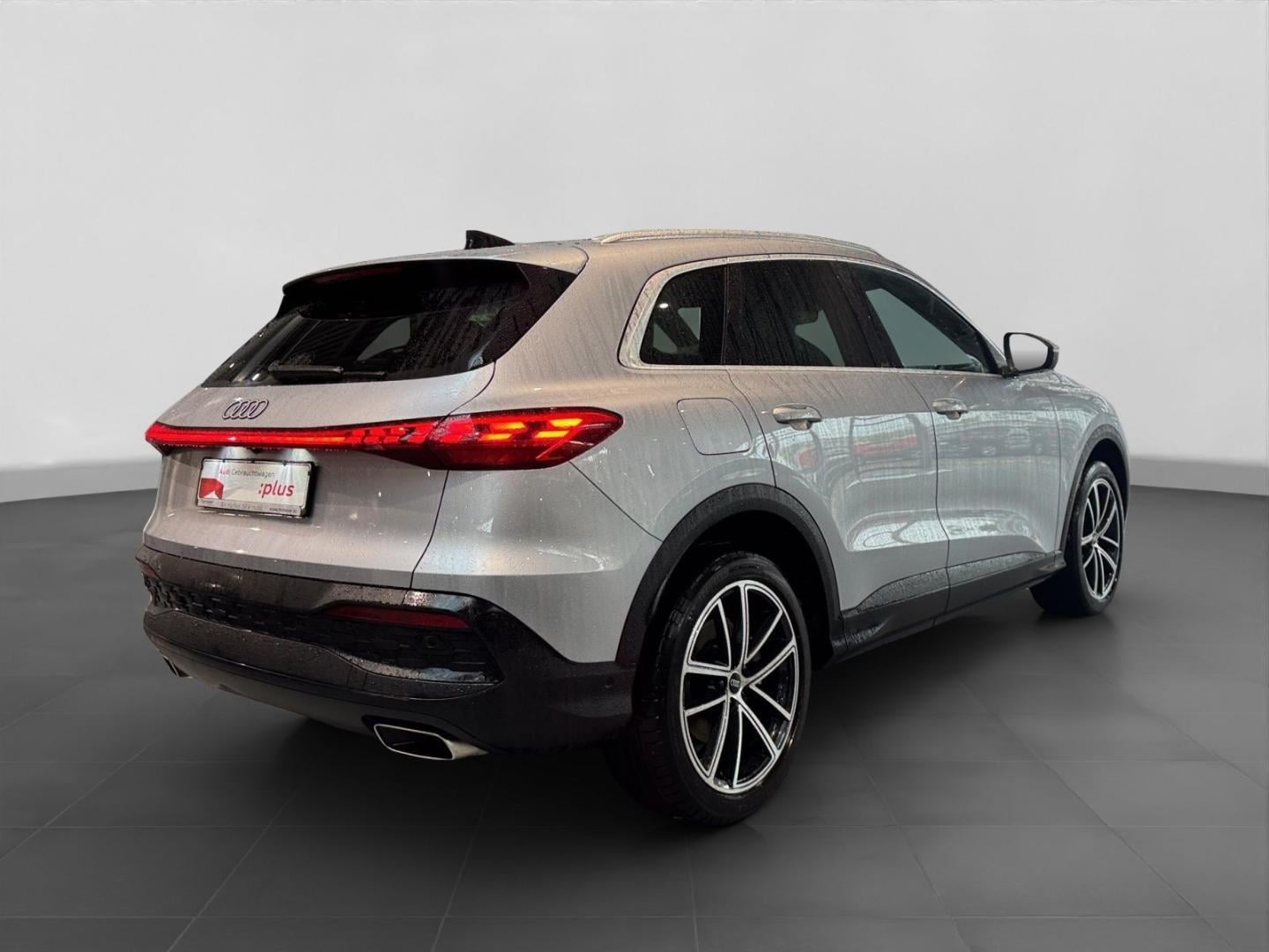 Bild über Audi Q5 SUV TFSI 150 kW S tronic - für weitere Informationen kontaktieren Sie den Audi Partner