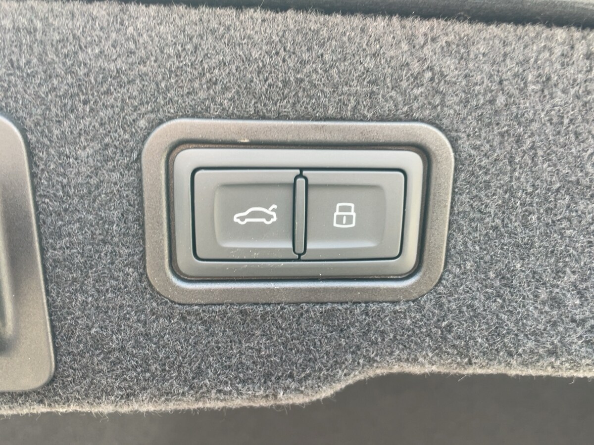 Image about Audi A8 50 TDI quattro tiptronic