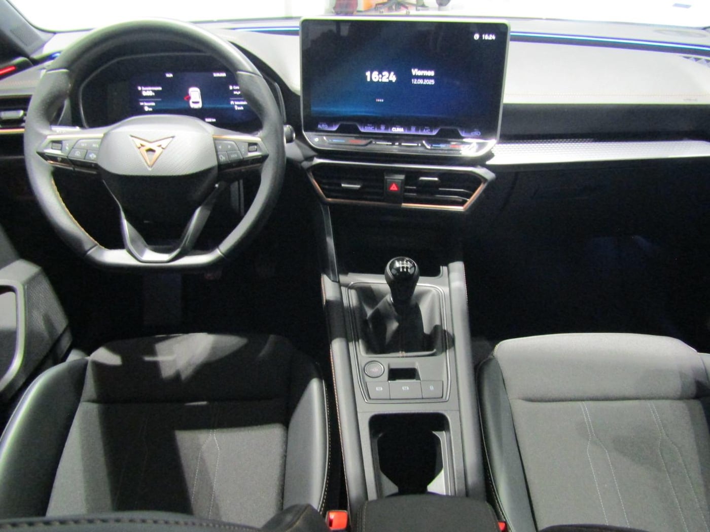 CUPRA Leon León 1.5 TSI 110 kW (150 CV) — photo 5