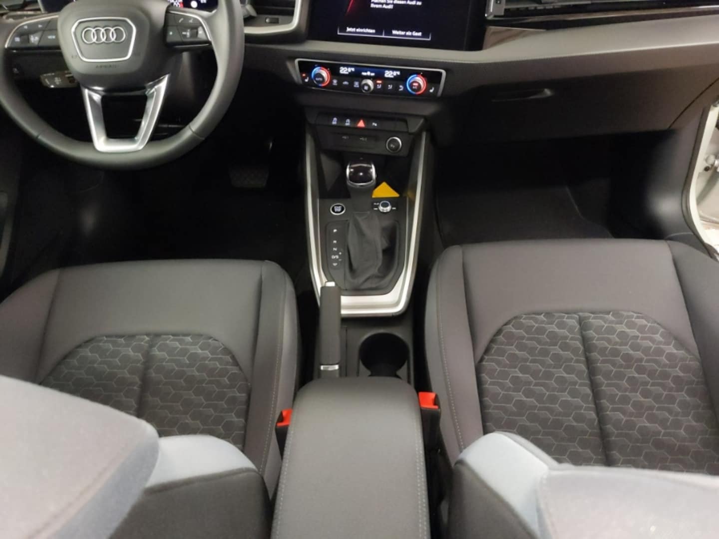 Bild über Audi A1 allstreet 35 TFSI S tronic - für weitere Informationen kontaktieren Sie den Audi Partner