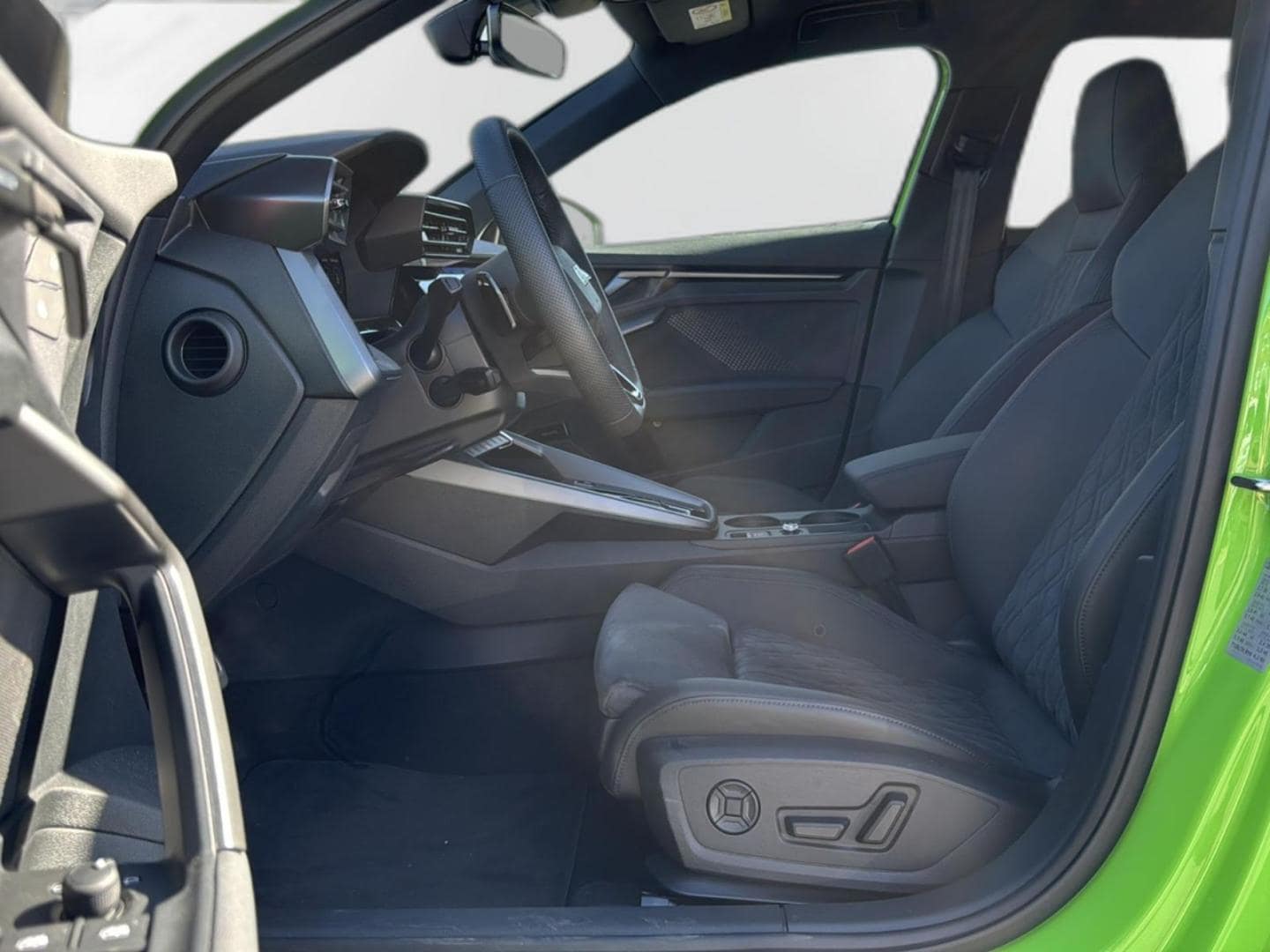 Bild über Audi RS 3 Sportback RS 3 Sportback 294 kW S tronic - für weitere Informationen kontaktieren Sie den Audi Partner